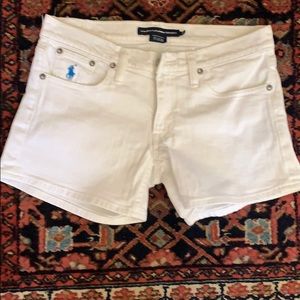 Beautiful white short